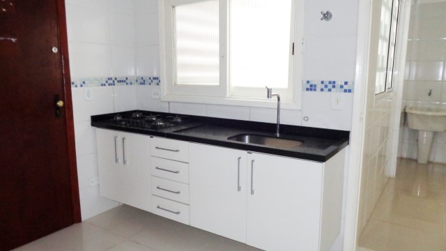 Casa à venda com 3 quartos, 260m² - Foto 4