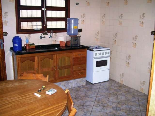 Casa à venda com 3 quartos, 250m² - Foto 4