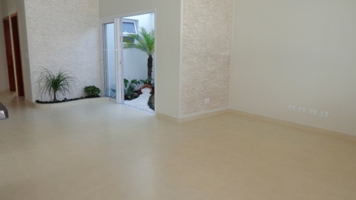 Casa à venda com 4 quartos, 300m² - Foto 5