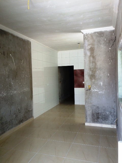 Casa à venda com 3 quartos, 180m² - Foto 2