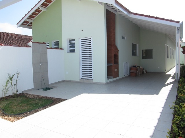 Casa à venda com 3 quartos, 180m² - Foto 1