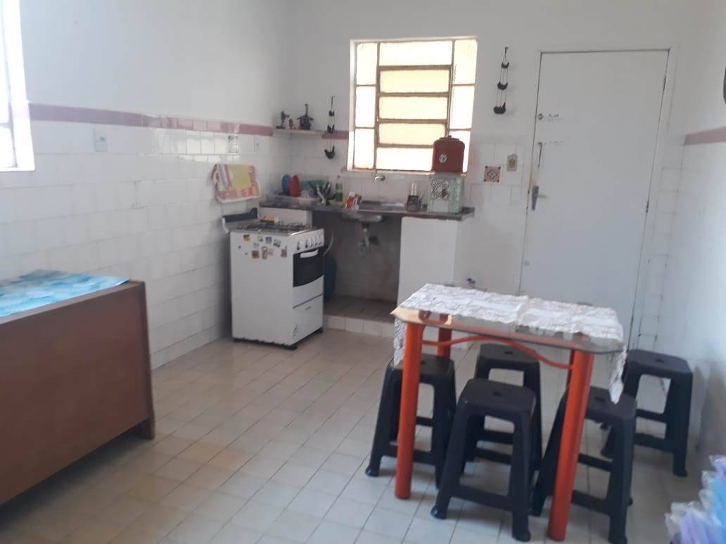 Casa à venda com 3 quartos - Foto 4