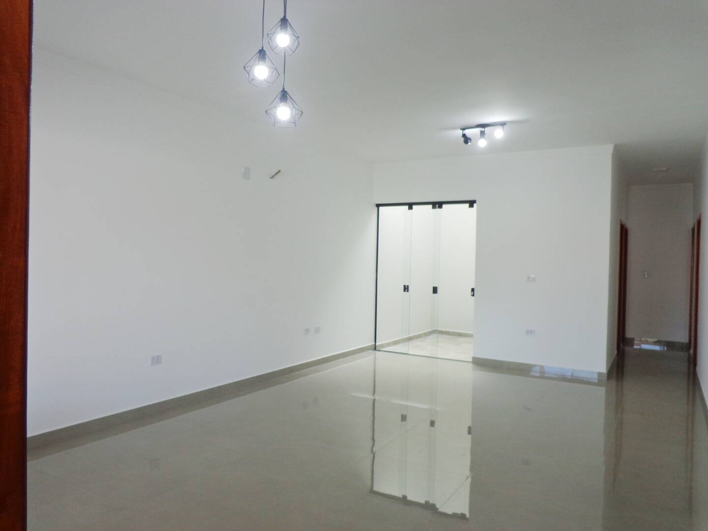 Casa à venda com 3 quartos, 137m² - Foto 4