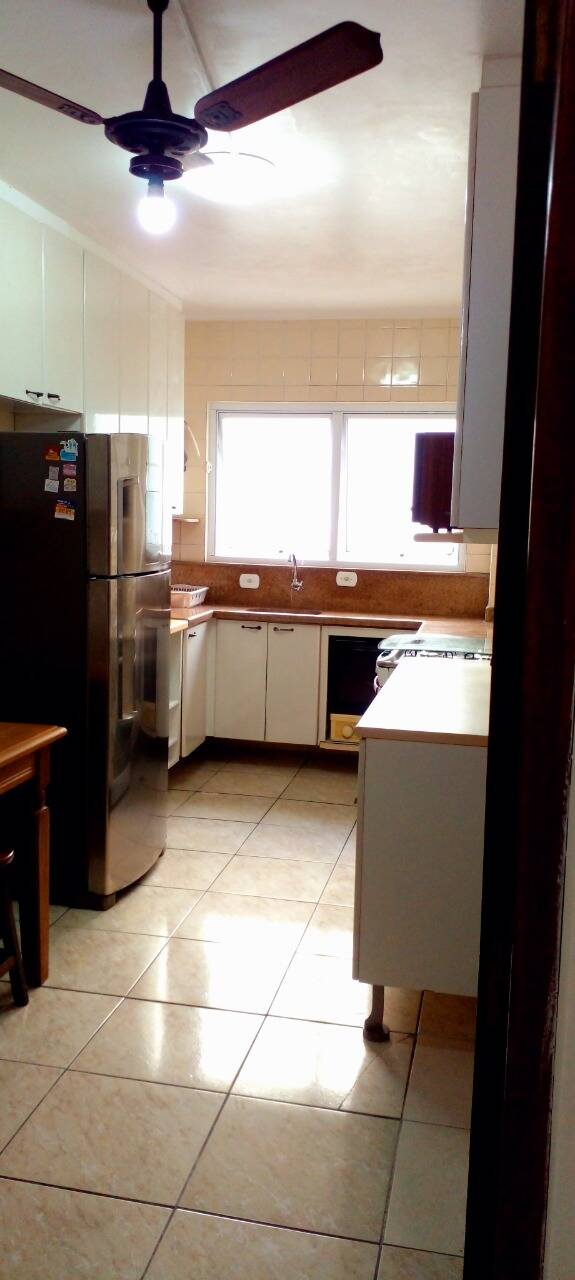 Apartamento à venda com 3 quartos, 135m² - Foto 4