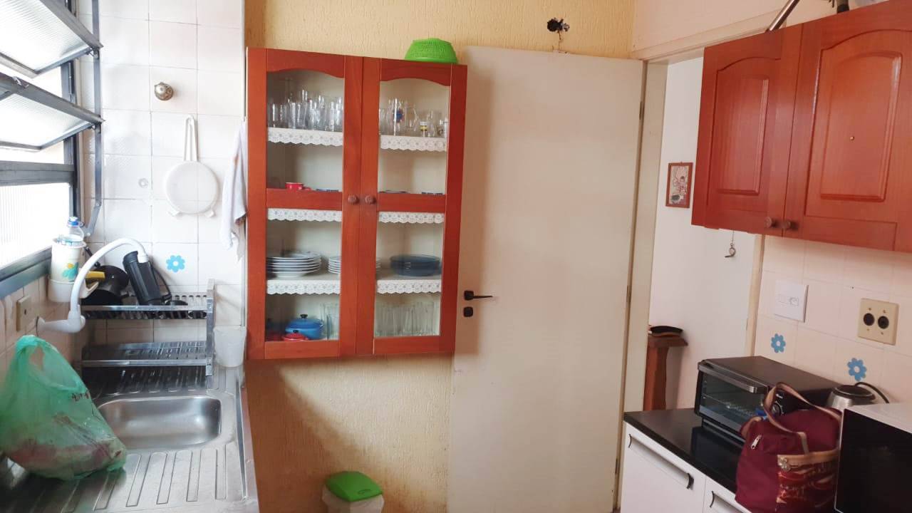 Apartamento à venda com 2 quartos, 71m² - Foto 4