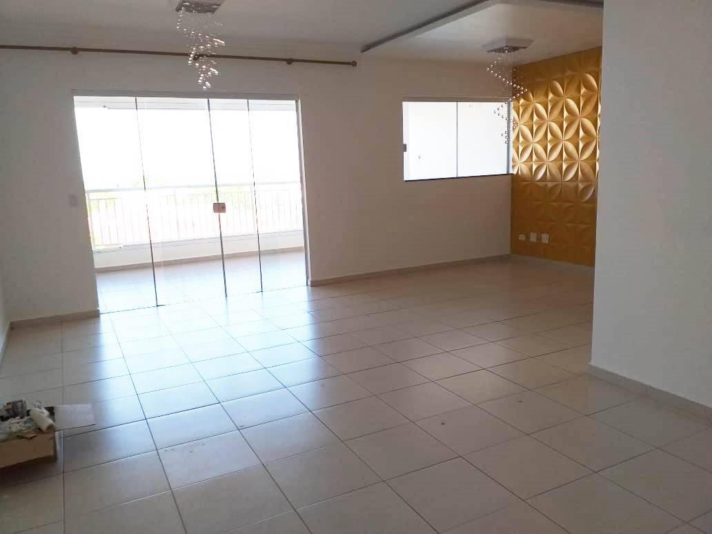 Apartamento à venda com 3 quartos, 125m² - Foto 4