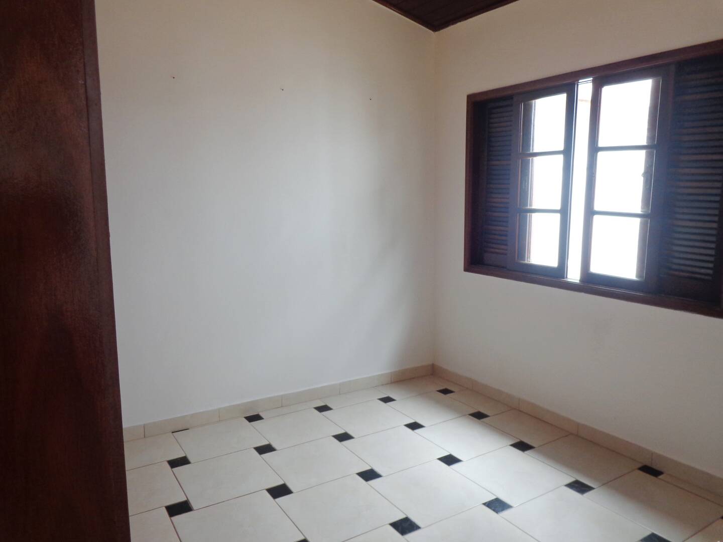 Casa à venda com 3 quartos, 250m² - Foto 13