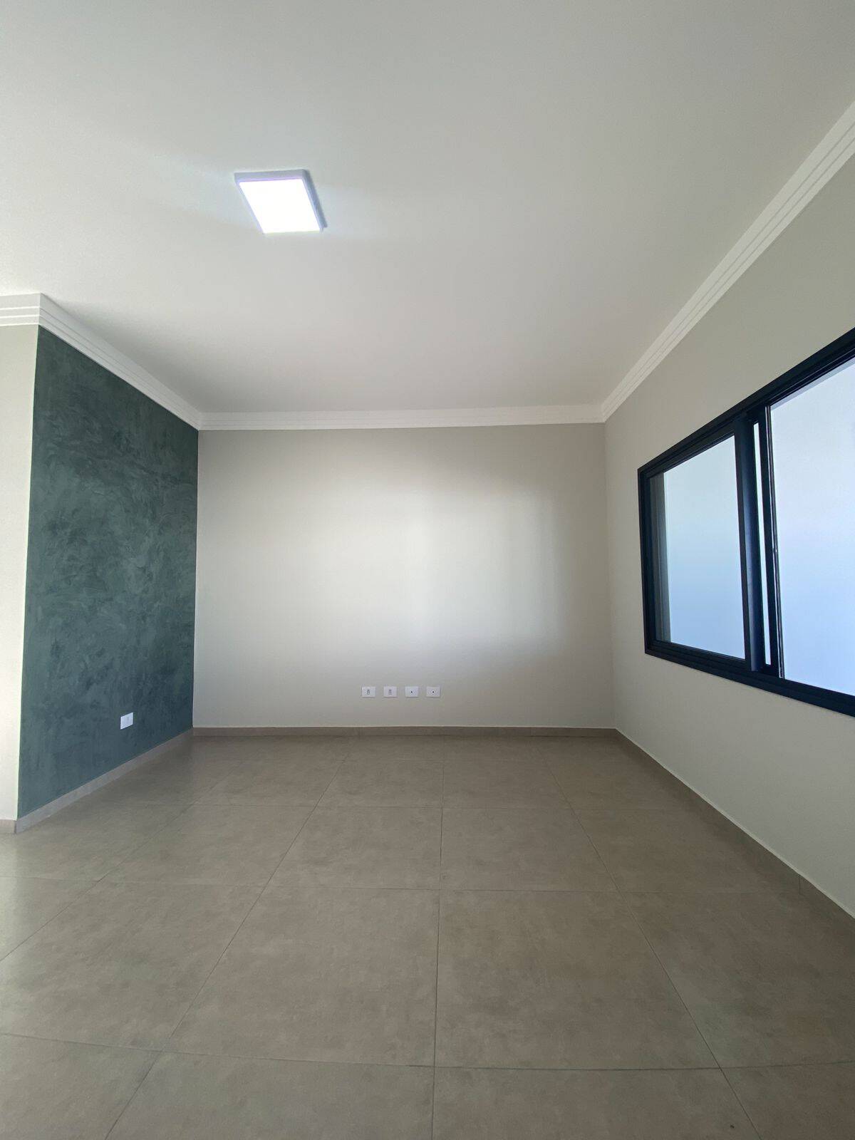 Casa à venda com 3 quartos, 250m² - Foto 3