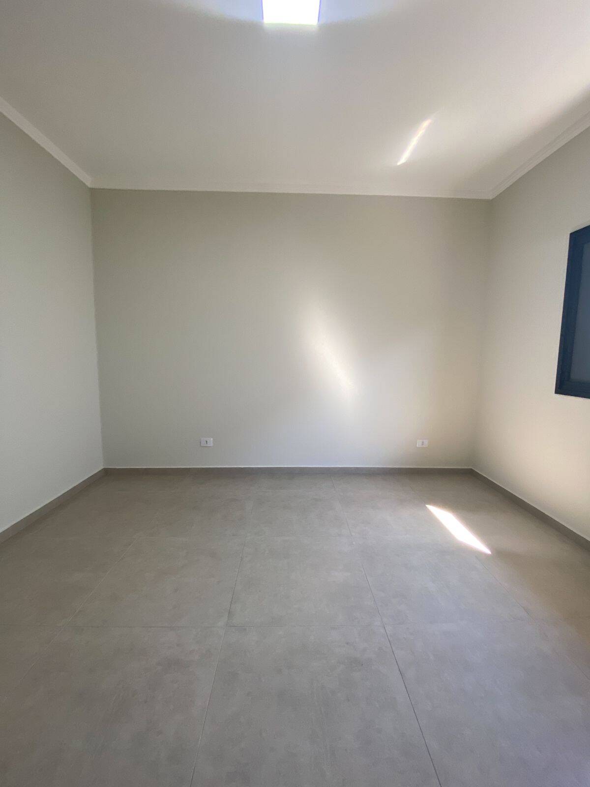 Casa à venda com 3 quartos, 250m² - Foto 8