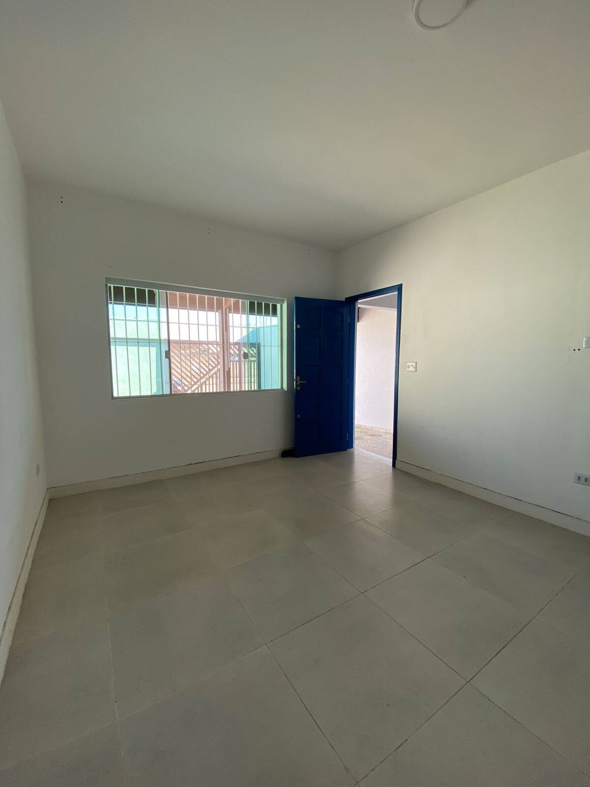 Casa à venda e aluguel com 2 quartos, 112m² - Foto 2