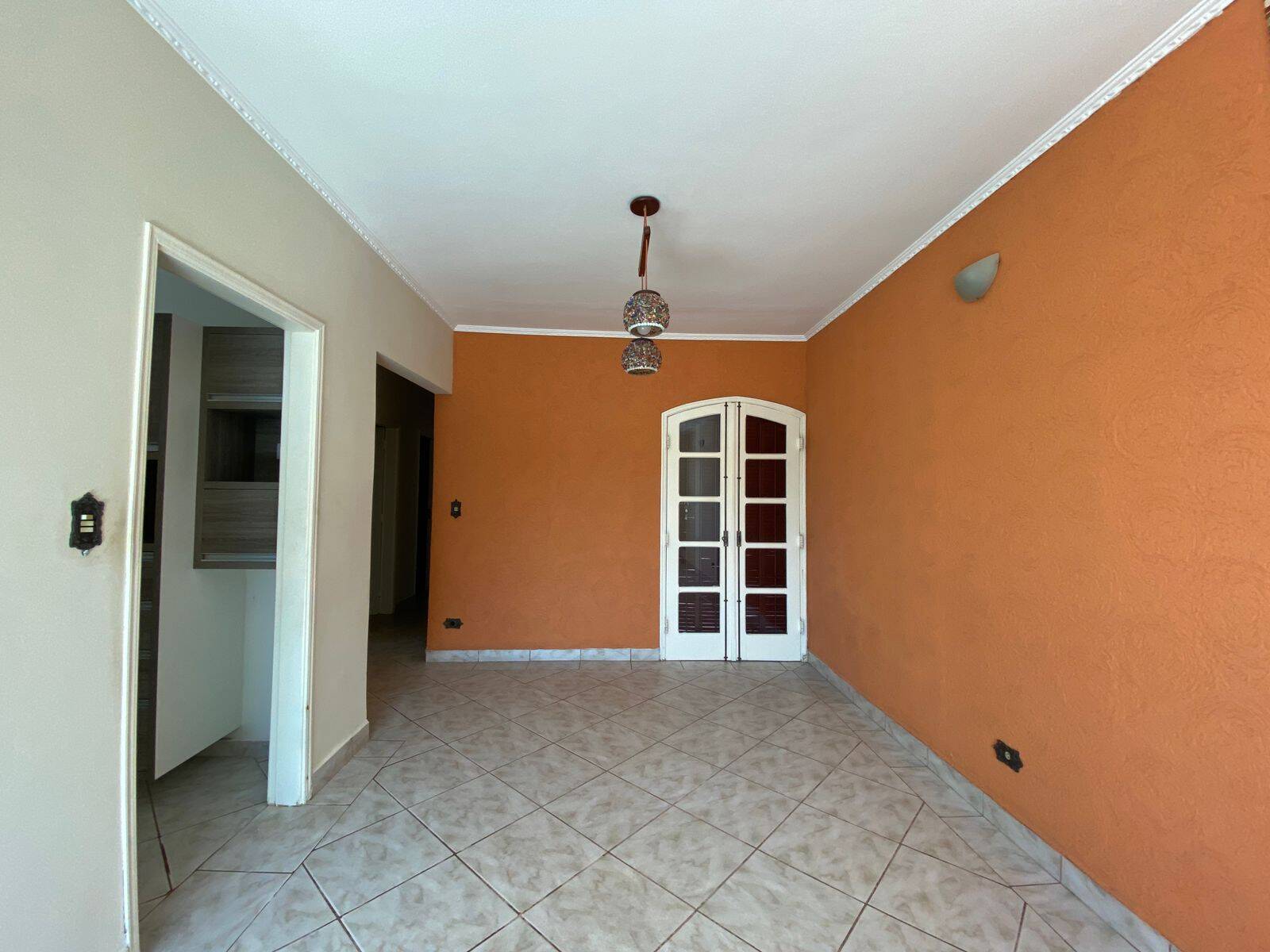 Casa à venda com 3 quartos, 250m² - Foto 3