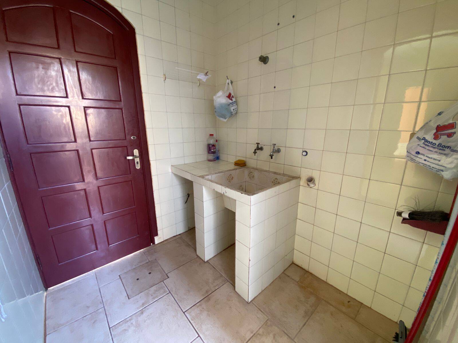 Casa à venda com 3 quartos, 250m² - Foto 9