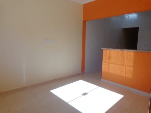 Casa à venda com 3 quartos, 180m² - Foto 3